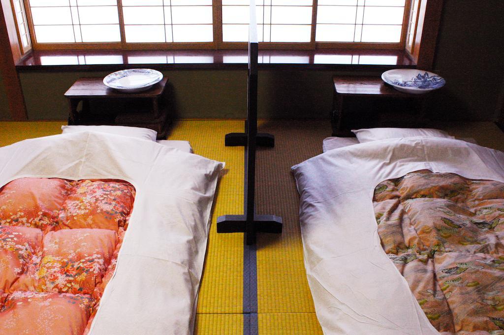 Hotel Nanzanso Izunokuni Quarto foto